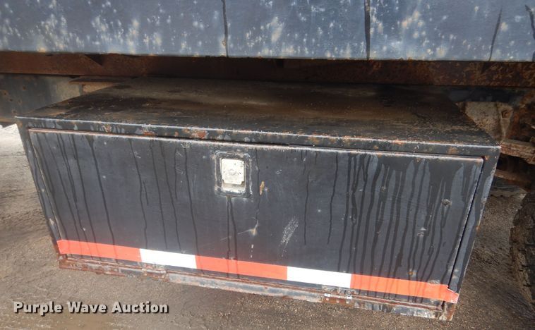 image for item KT9009 1996 Ford F700  dump flatbed truck