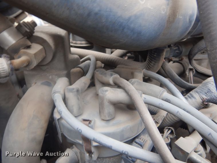 image for item KT9009 1996 Ford F700  dump flatbed truck