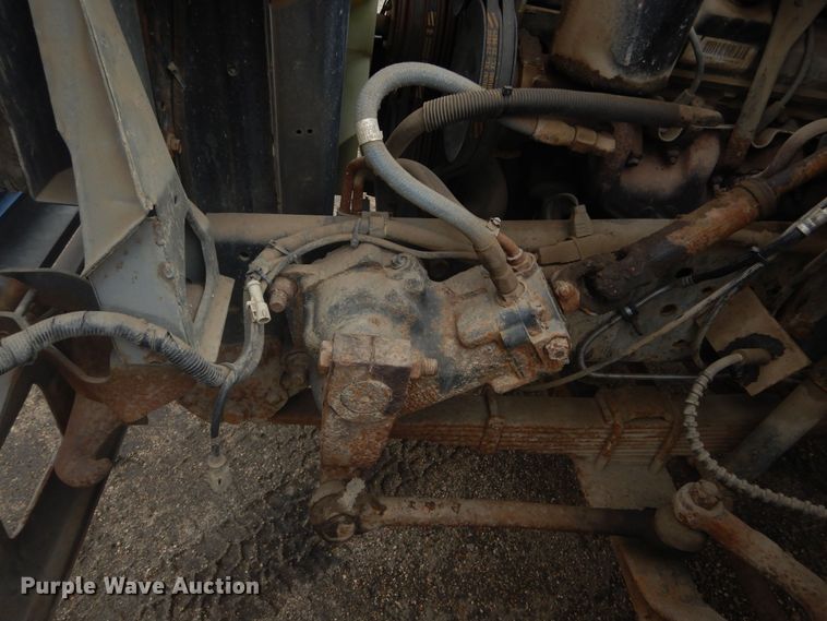 image for item KT9009 1996 Ford F700  dump flatbed truck