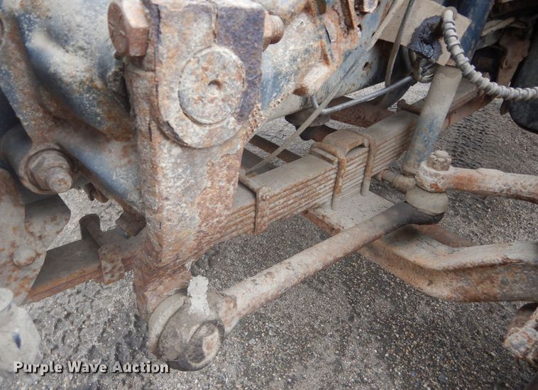 image for item KT9009 1996 Ford F700  dump flatbed truck