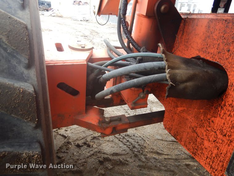 image for item KT9010 1998 JLG 600A  boom lift