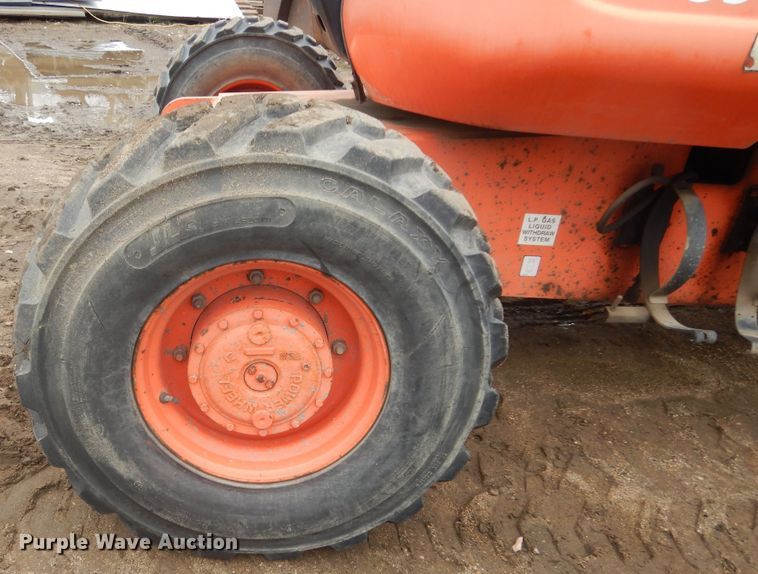 image for item KT9010 1998 JLG 600A  boom lift