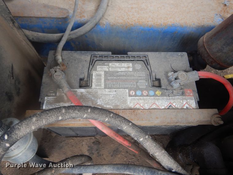 image for item KT9012 2002 Up Right SL30  scissor lift