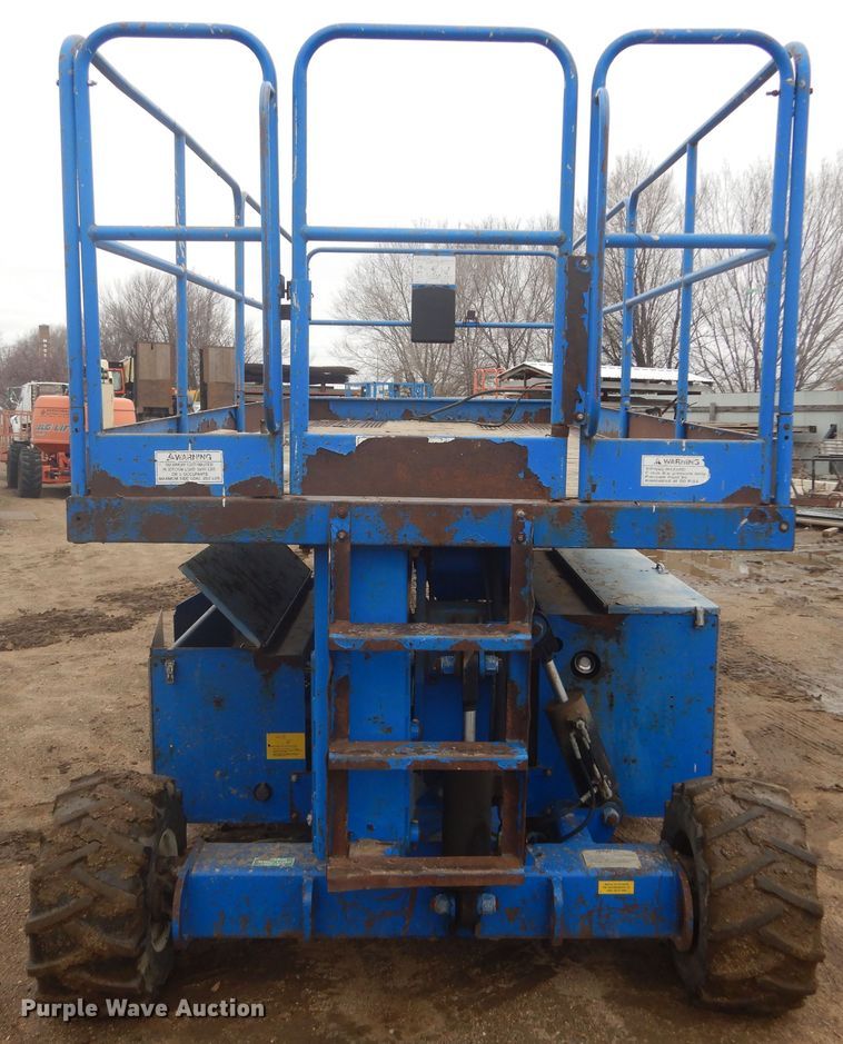 image for item KT9012 2002 Up Right SL30  scissor lift