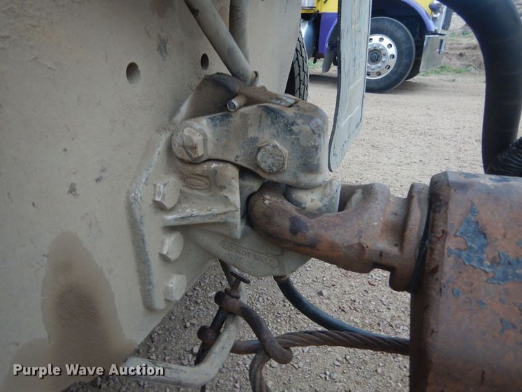 image for item KT9015 1993 Cornhusker  end dump pup trailer