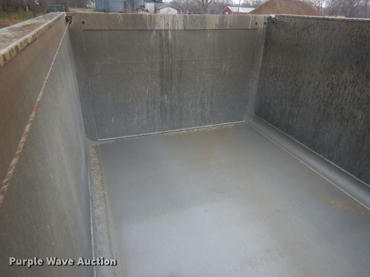 image for item KT9015 1993 Cornhusker  end dump pup trailer