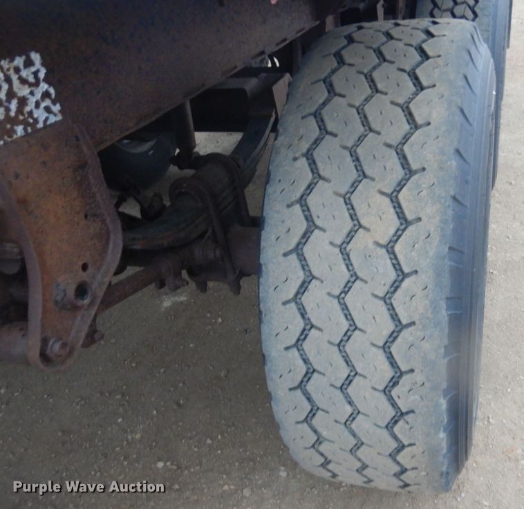 image for item KT9015 1993 Cornhusker  end dump pup trailer