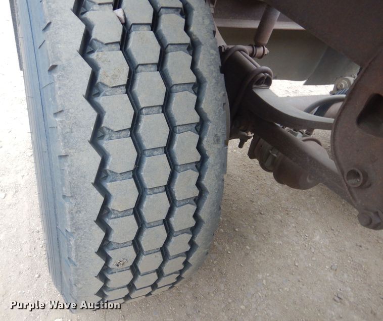 image for item KT9016 1984 Clement  bottom dump trailer