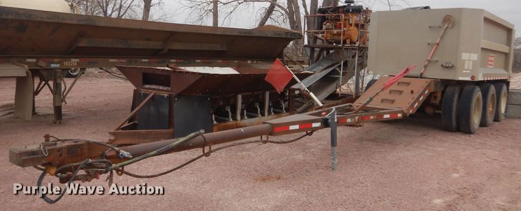 image for item KT9077 1995 Cornhusker 800R  end dump pup trailer