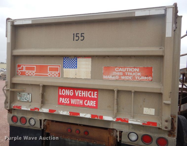 image for item KT9077 1995 Cornhusker 800R  end dump pup trailer