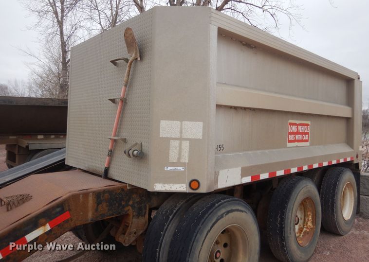 image for item KT9077 1995 Cornhusker 800R  end dump pup trailer