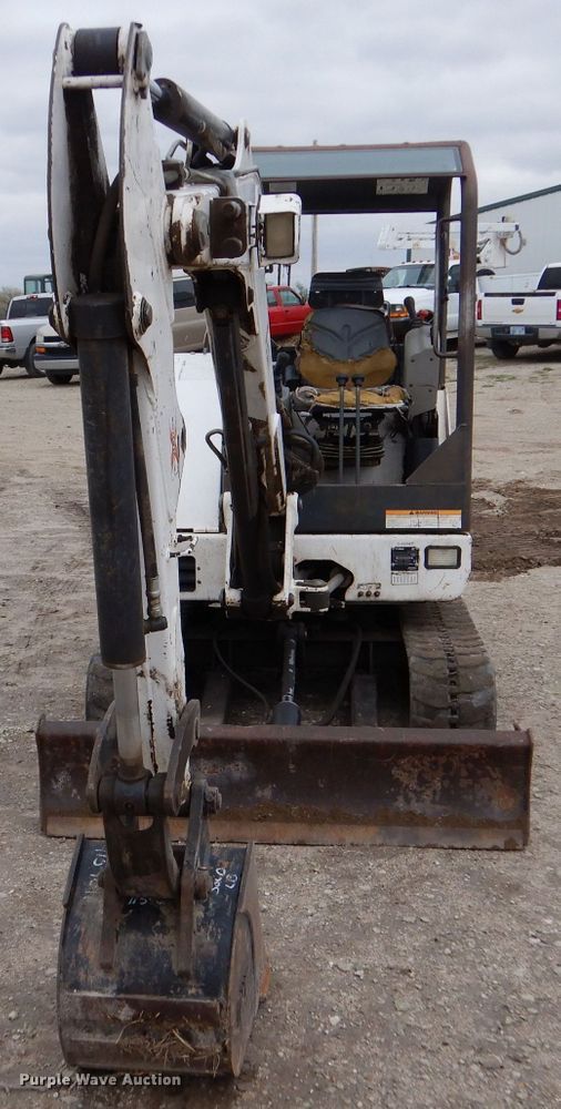 image for item LS9134 2006 Bobcat 331G  mini excavator