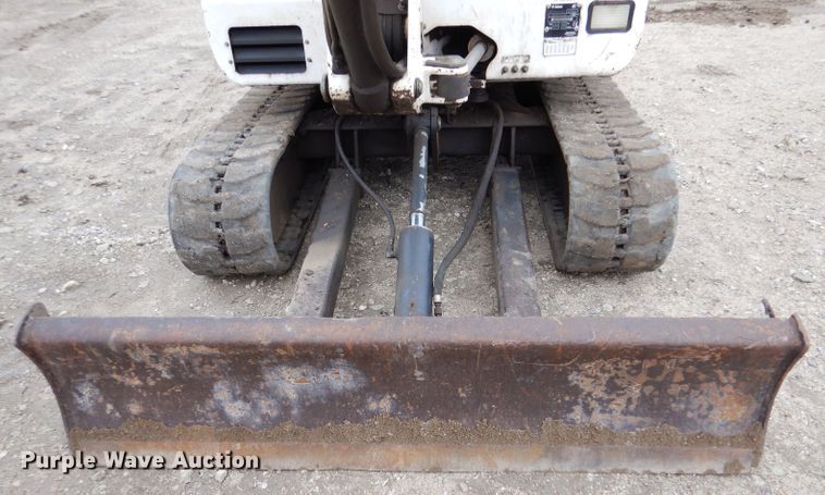 image for item LS9134 2006 Bobcat 331G  mini excavator