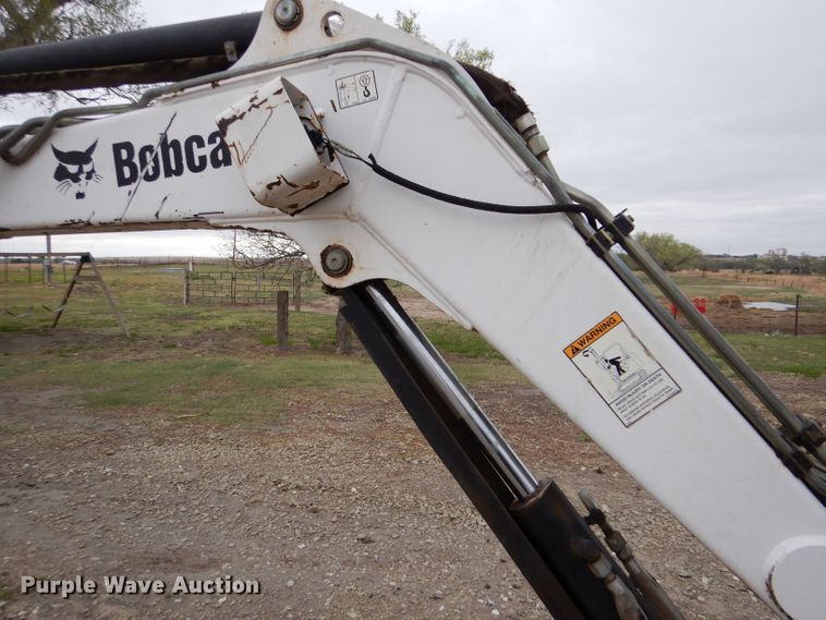 image for item LS9134 2006 Bobcat 331G  mini excavator