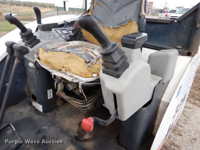 image for item LS9134 2006 Bobcat 331G  mini excavator