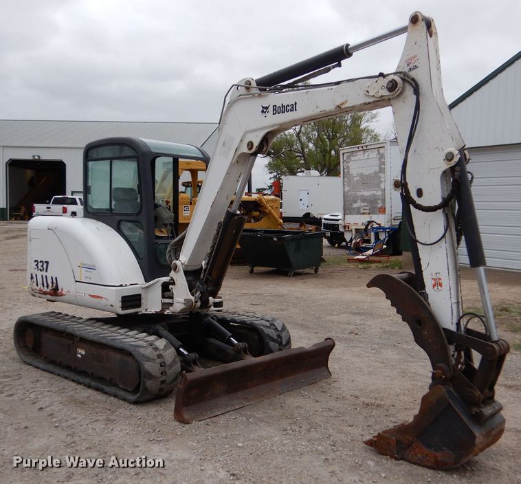 image for item LS9135 2007 Bobcat 337G  mini excavator
