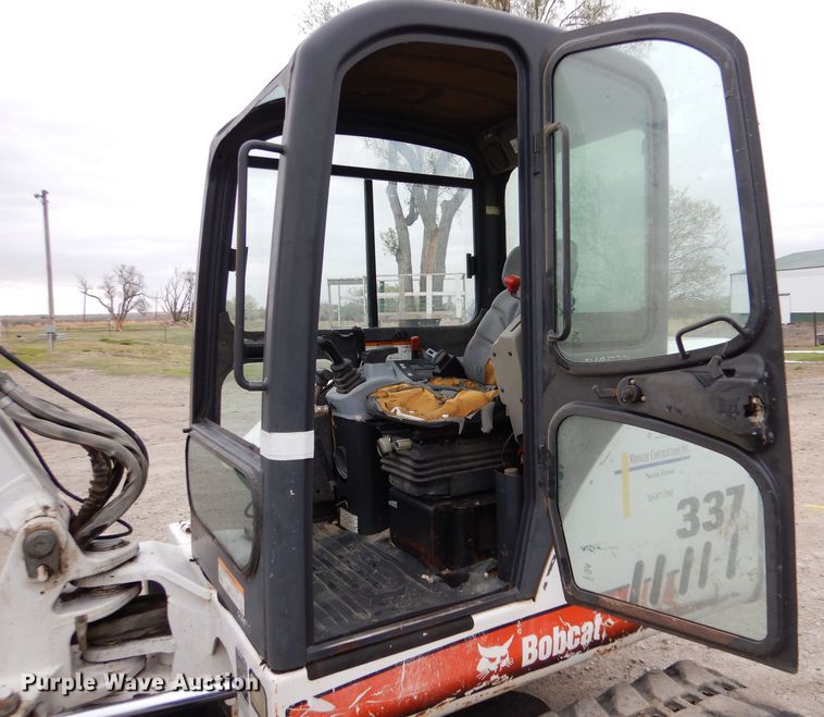 image for item LS9135 2007 Bobcat 337G  mini excavator