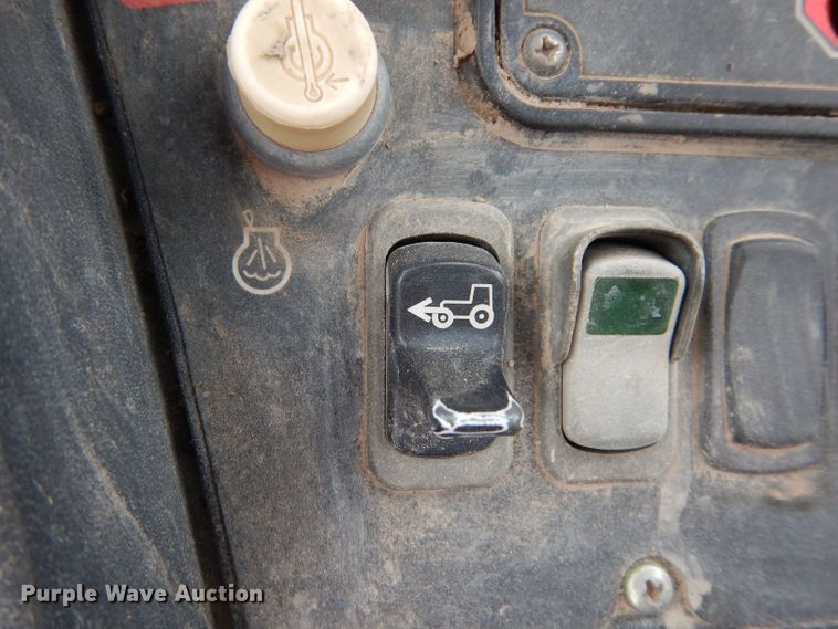 image for item LS9138 2006 John Deere 310SG  backhoe