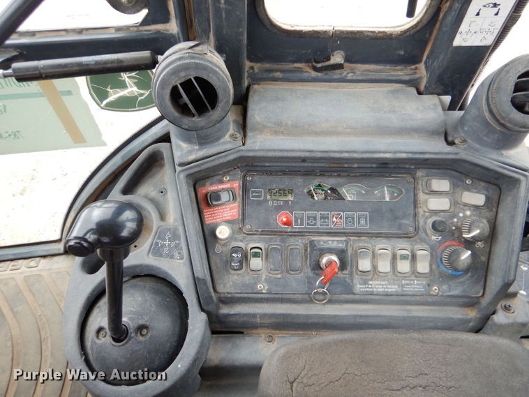 image for item LS9138 2006 John Deere 310SG  backhoe