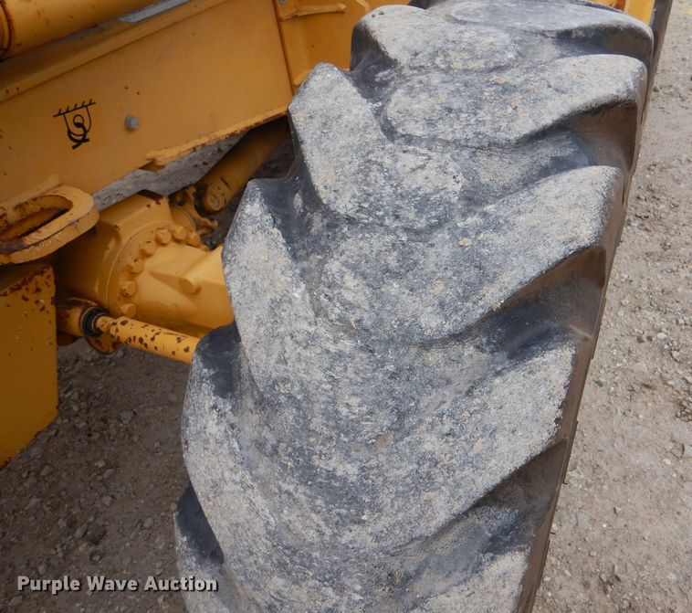 image for item LS9138 2006 John Deere 310SG  backhoe