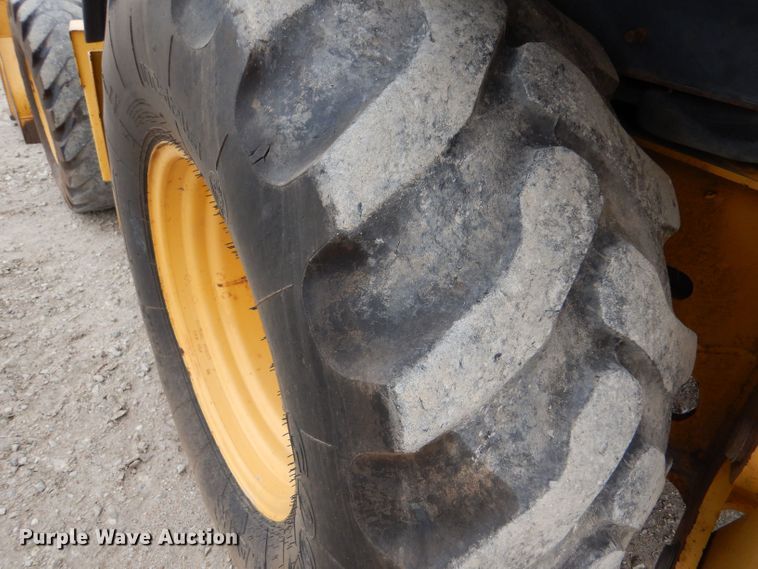 image for item LS9138 2006 John Deere 310SG  backhoe