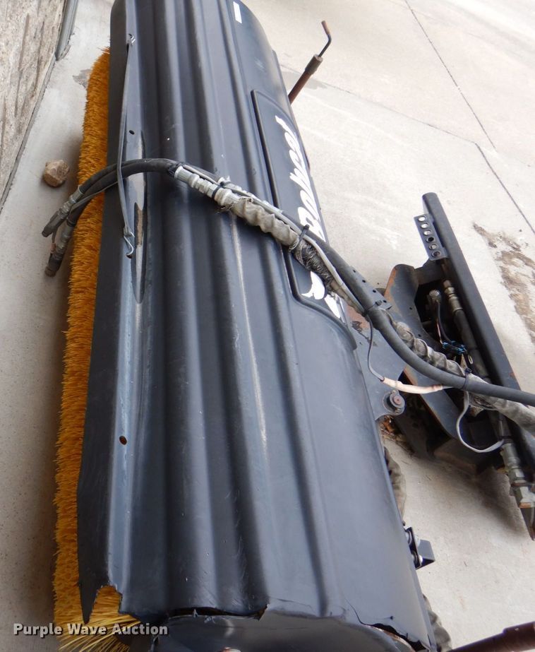 image for item MF9049 2009 Bobcat 84 skid steer broom