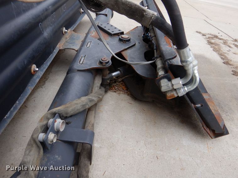 image for item MF9049 2009 Bobcat 84 skid steer broom