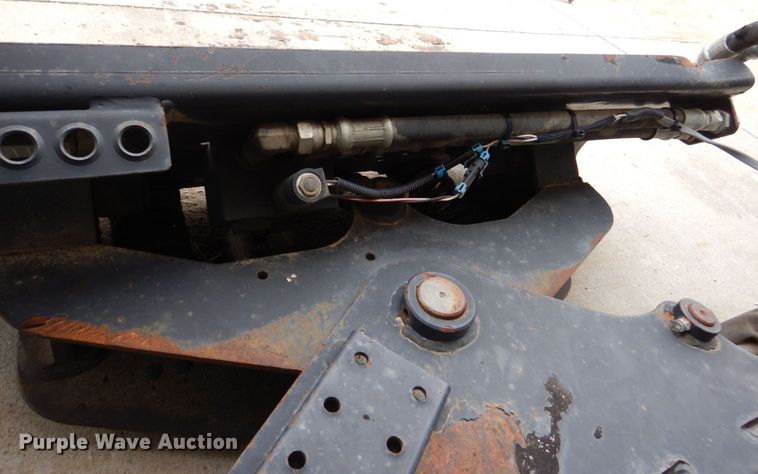 image for item MF9049 2009 Bobcat 84 skid steer broom