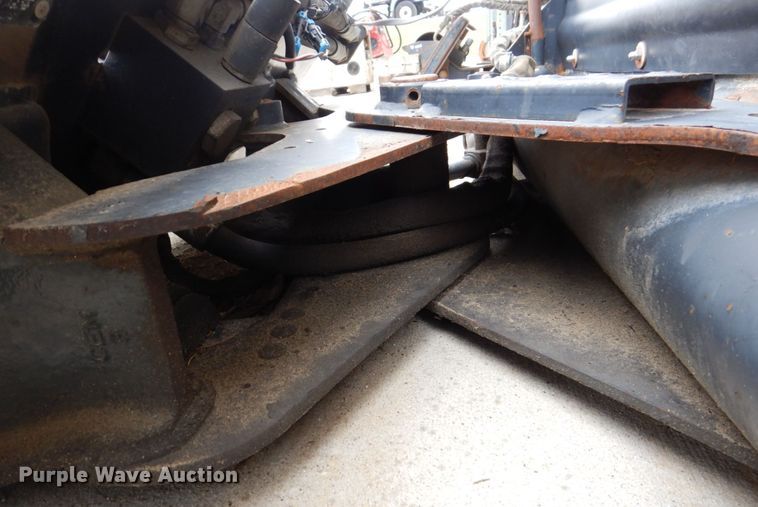 image for item MF9049 2009 Bobcat 84 skid steer broom