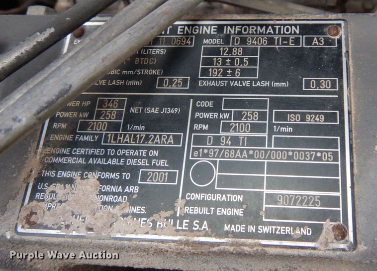 image for item MF9547 2002 John Deere 1050C  dozer