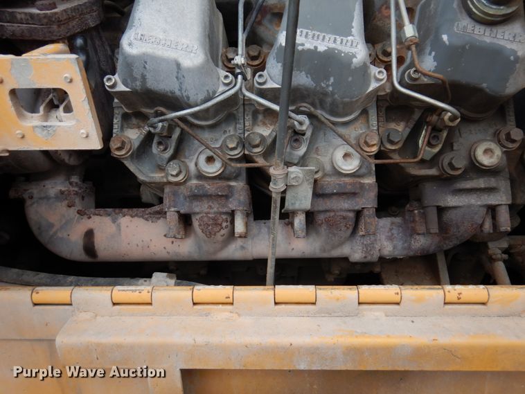 image for item MF9547 2002 John Deere 1050C  dozer