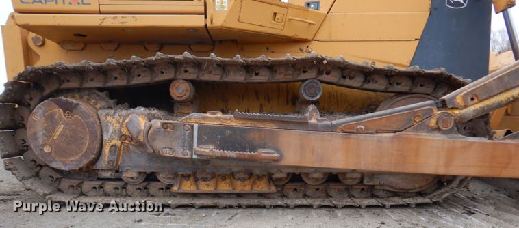 image for item MF9547 2002 John Deere 1050C  dozer