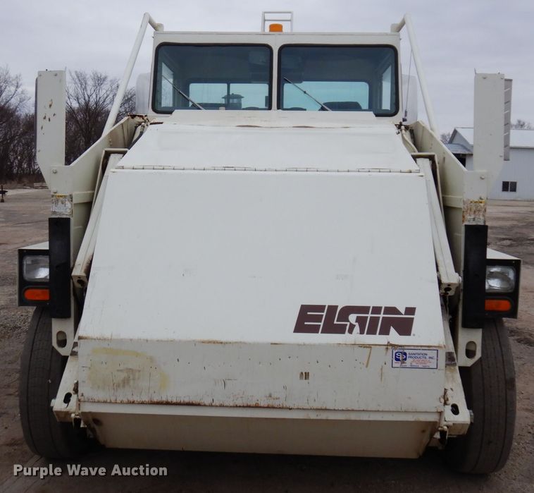 image for item MF9548 Elgin Pellican  street sweeper