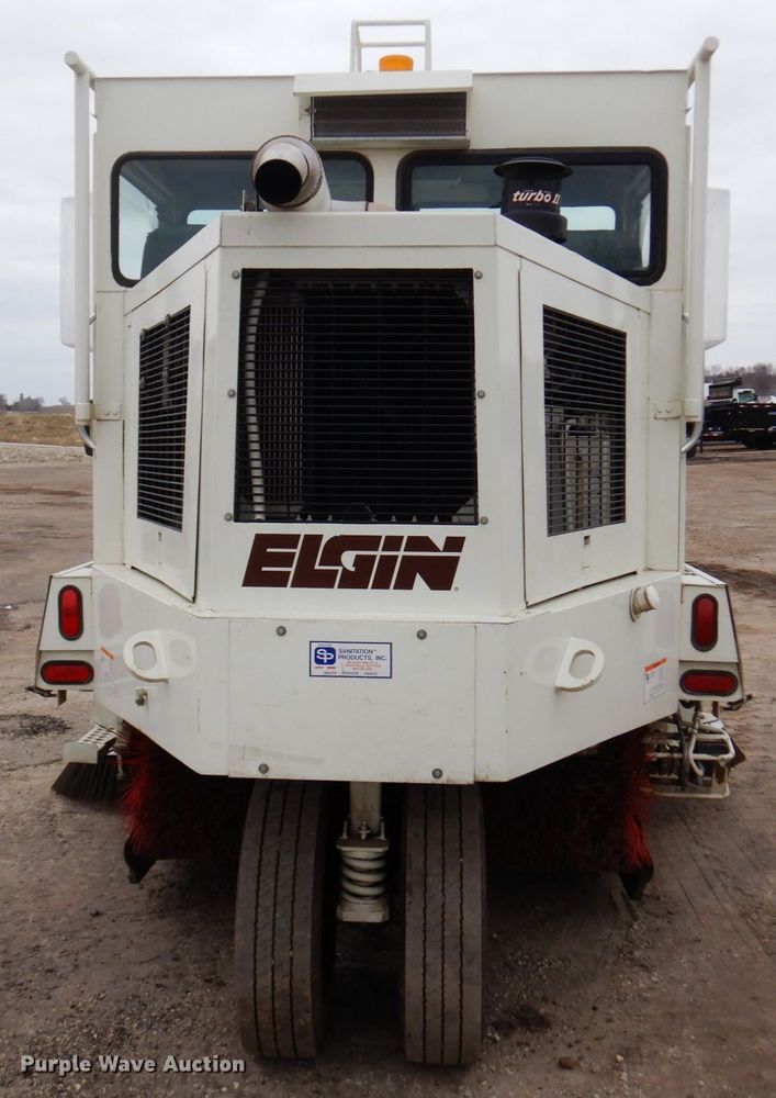 image for item MF9548 Elgin Pellican  street sweeper