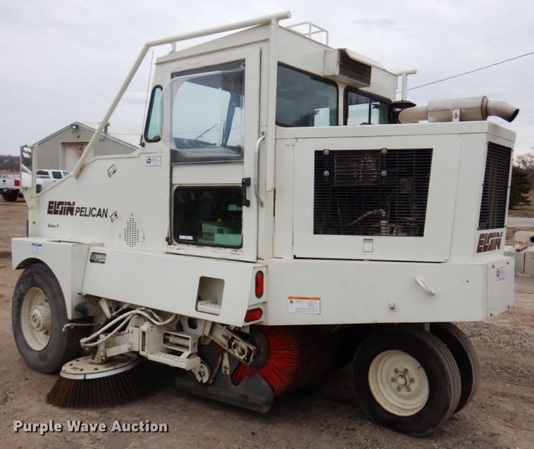 image for item MF9548 Elgin Pellican  street sweeper