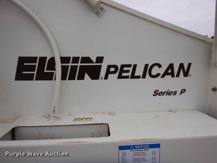 image for item MF9548 Elgin Pellican  street sweeper