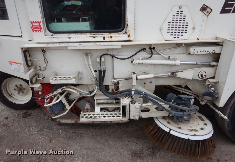 image for item MF9548 Elgin Pellican  street sweeper