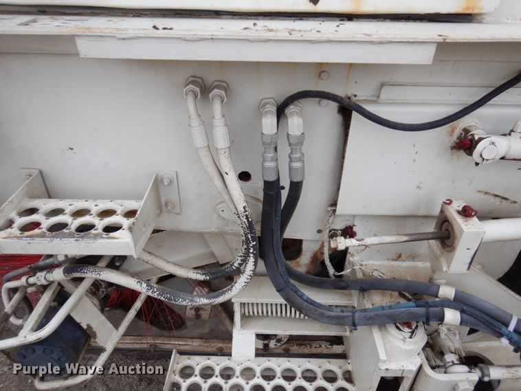 image for item MF9548 Elgin Pellican  street sweeper