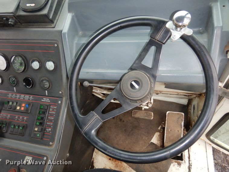 image for item MF9548 Elgin Pellican  street sweeper