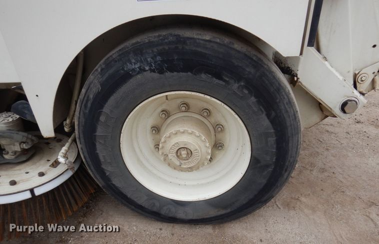 image for item MF9548 Elgin Pellican  street sweeper