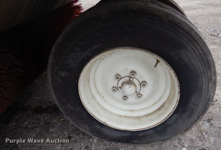 image for item MF9548 Elgin Pellican  street sweeper