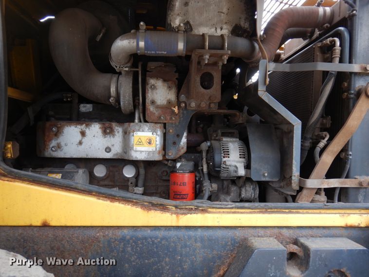 image for item MF9549 Komatsu WA250-6 wheel loader