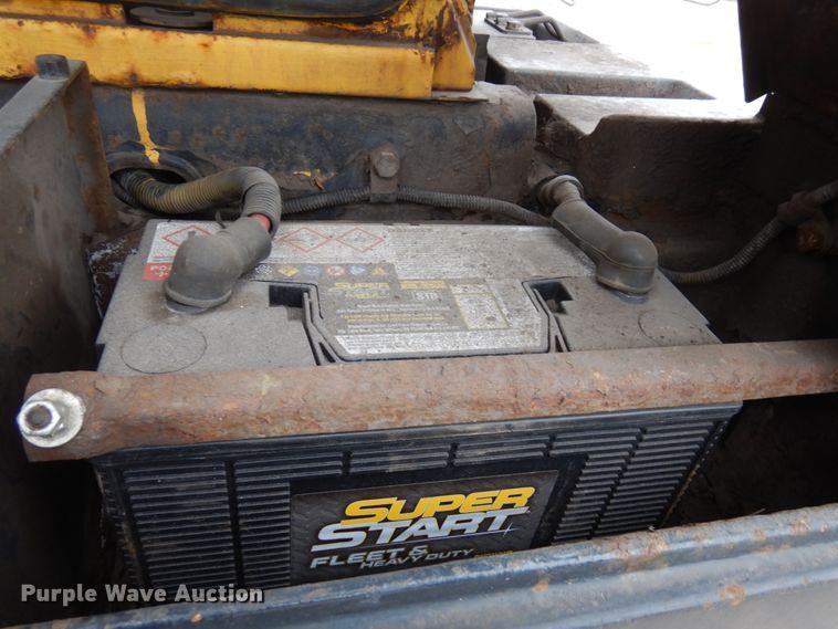 image for item MF9549 Komatsu WA250-6 wheel loader