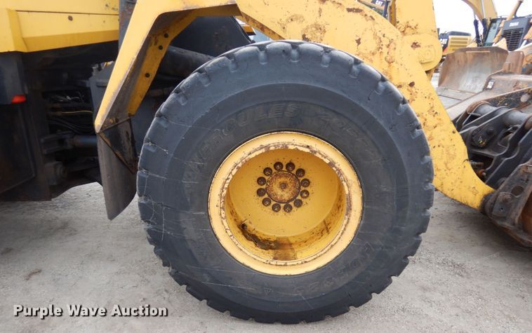 image for item MF9549 Komatsu WA250-6 wheel loader