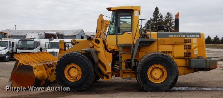 image for item MF9551 1998 Komatsu WA500-3L  wheel loader