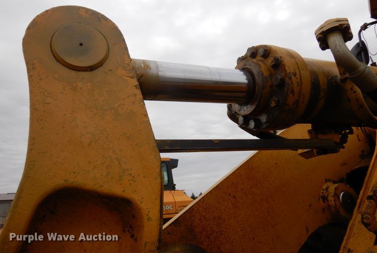 image for item MF9551 1998 Komatsu WA500-3L  wheel loader