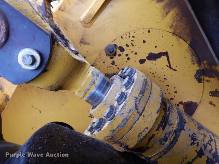 image for item MF9551 1998 Komatsu WA500-3L  wheel loader