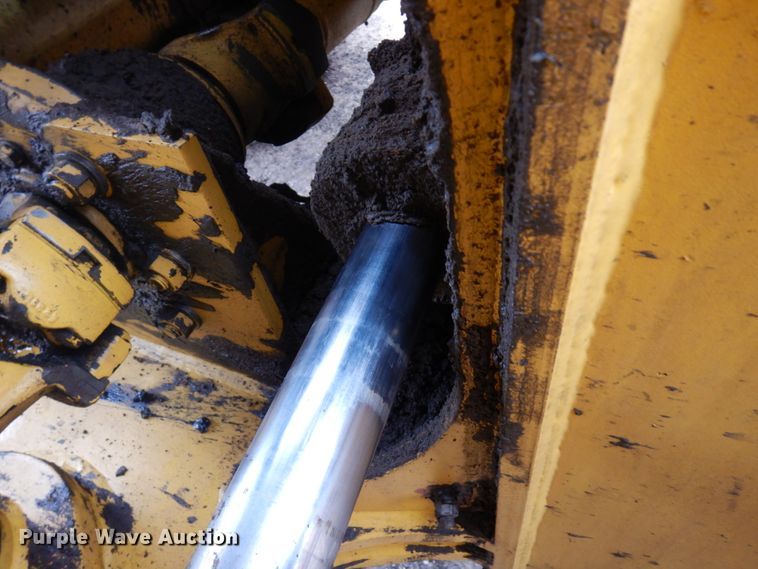 image for item MF9551 1998 Komatsu WA500-3L  wheel loader