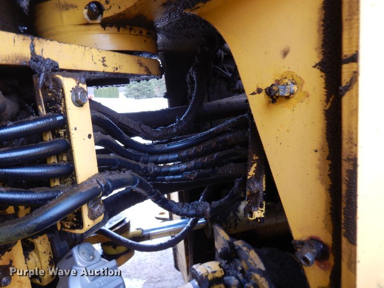 image for item MF9551 1998 Komatsu WA500-3L  wheel loader