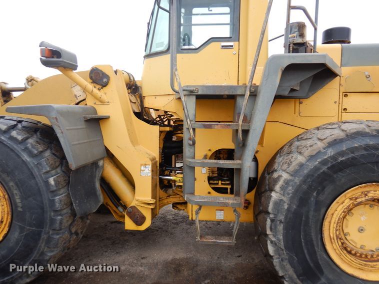 image for item MF9551 1998 Komatsu WA500-3L  wheel loader
